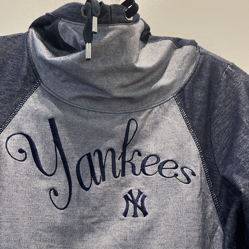 Yankee Hoodie View 2